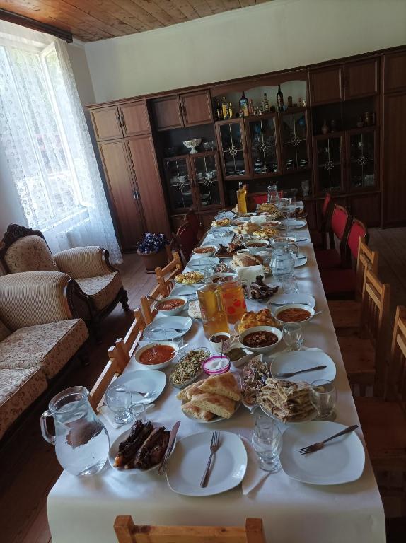Maizer Qaldani Guesthouse room 1